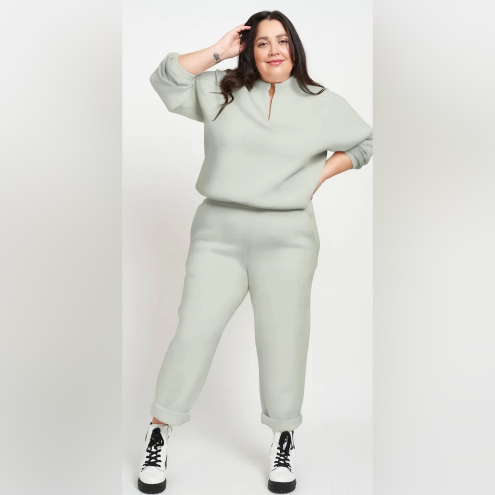 Lezé The Label - Athena+ Kendal Set / Women's Light Green Lounge Set